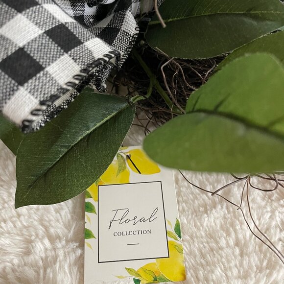 Vibrant Floral Collection Lemon Decor, NWT - Picture 2 of 5